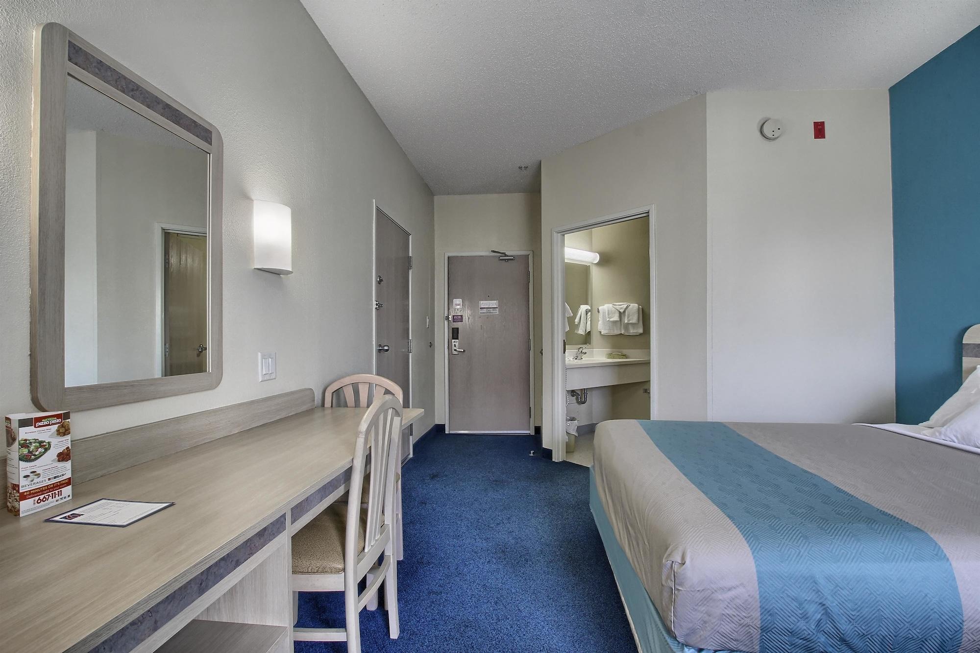 Motel 6-London, On - Ontario Exterior photo