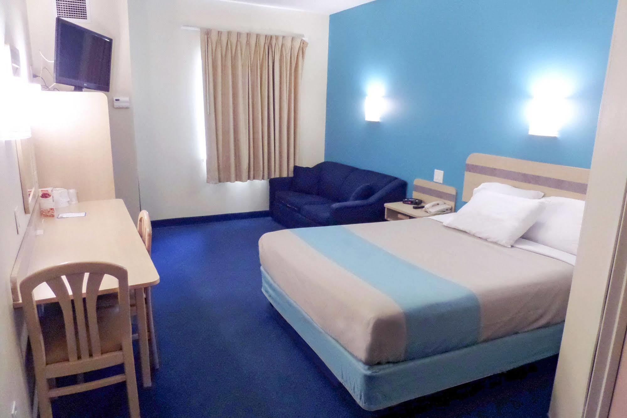 Motel 6-London, On - Ontario Exterior photo